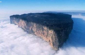 The flattest mountain in the world-mount roraima